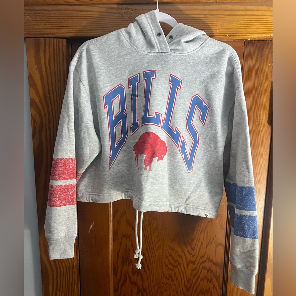 NEVER WORN: Buffalo Bills Women’s  X-Small 47 Apparel Crop Hoodie